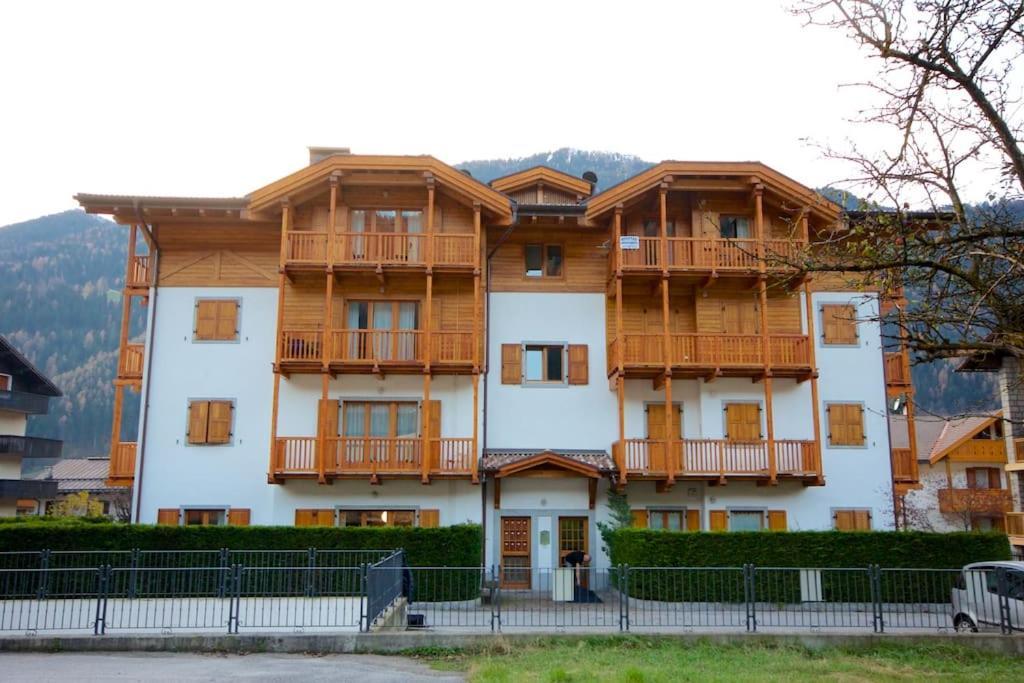 Lovely Apt In Pinzolo Val Rendena 7 Екстер'єр фото